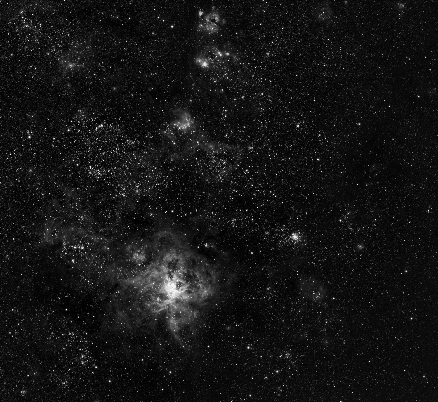 ngc2070-tarentule-b&w